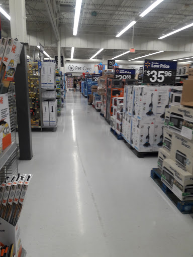 Discount Store «Walmart», reviews and photos, 8745 Branch Ave, Clinton, MD 20735, USA