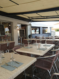 Atmosphère du Restaurant Le RéGalet à Rivedoux-Plage - n°10