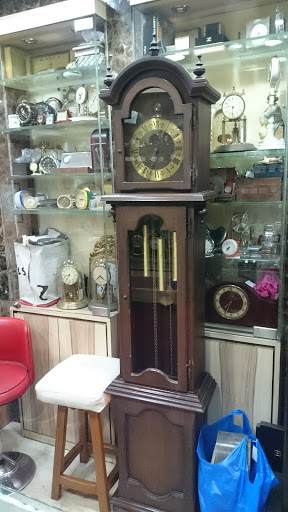 Antique clocks Mumbai