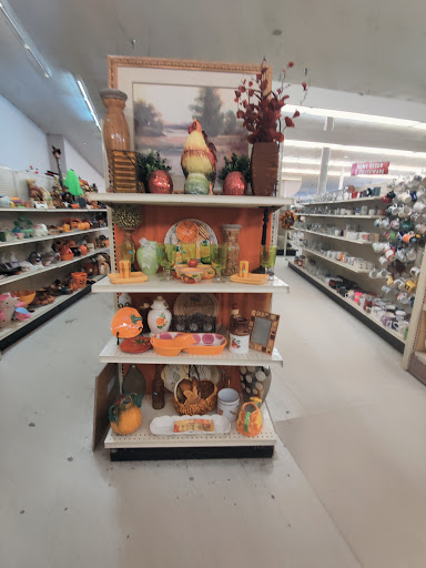 Thrift Store «The Salvation Army Family Store & Donation Center», reviews and photos, 43403 Joy Rd, Canton, MI 48187, USA