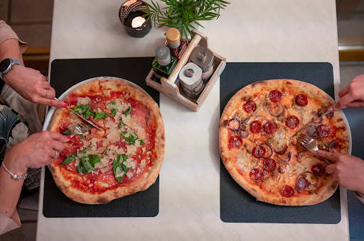 Brings mir Hoam - Lieferdienst / Delivery PIZZERIA NATURNS in Naturns, Provincia Autonoma di Bolzano – Alto Adige
