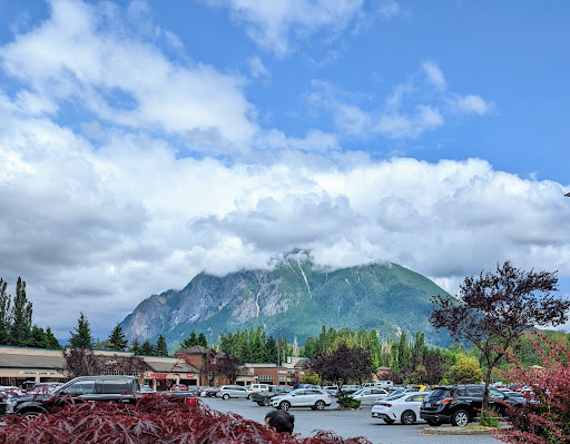 Shopping Mall «North Bend Premium Outlets», reviews and photos, 461 S Fork Ave SW, North Bend, WA 98045, USA