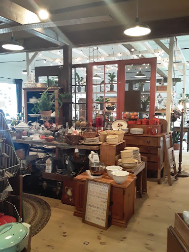 Thrift Store «The Blessing Barn», reviews and photos