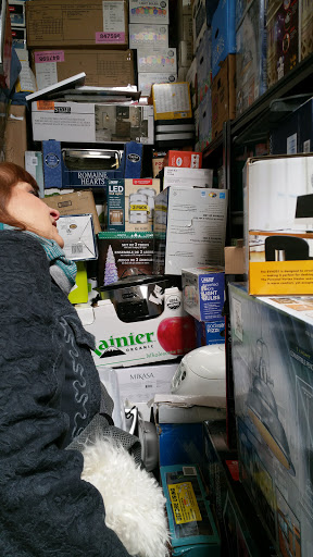 Discount Store «Costless Brand Names», reviews and photos, 2380 S 10th St, San Jose, CA 95112, USA