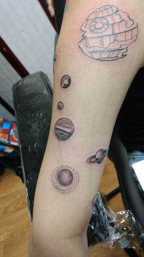 Tattoo Shop «Silver Ink Tattoo», reviews and photos, 110 Monmouth Ave N Studio 5, Monmouth, OR 97361, USA