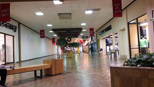 Shopping Mall «River Hills Mall», reviews and photos, 200 Sidney Baker St S, Kerrville, TX 78028, USA