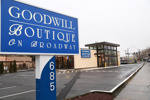 Thrift Store «Goodwill Boutique on Broadway», reviews and photos