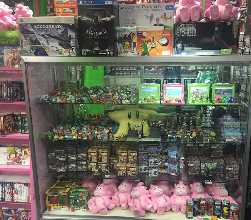 Video Game Store «Pink Gorilla University District», reviews and photos, 4341 University Way NE, Seattle, WA 98105, USA