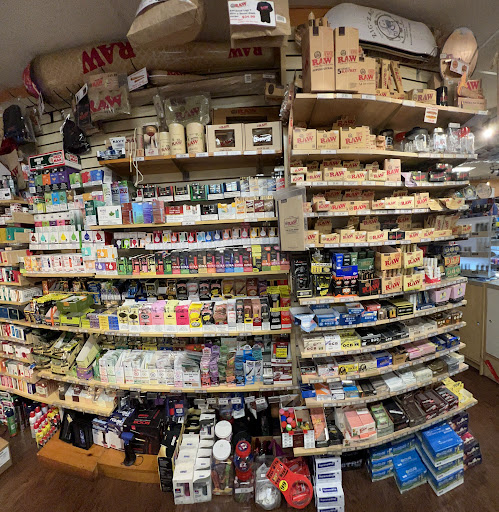 Tobacco Shop «Euphoria Cigar and Hookah Lounge», reviews and photos, 1565 Black Rock Turnpike, Fairfield, CT 06825, USA