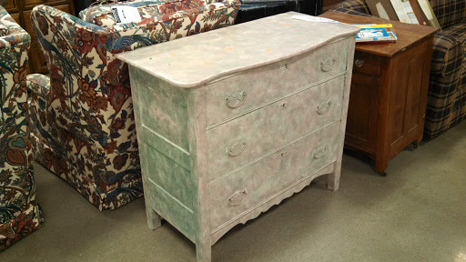 Corporate Campus «Goodwill Outlet», reviews and photos