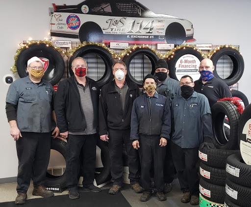 Tire Shop «J & S Tire», reviews and photos, 114 E Exchange St, Owosso, MI 48867, USA