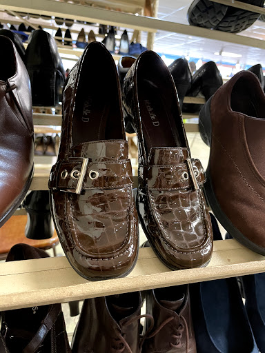 Thrift Store «Value Village», reviews and photos