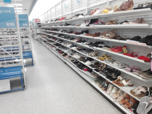 Clothing Store «Ross Dress for Less», reviews and photos, 1985 W Malvern Ave, Fullerton, CA 92833, USA