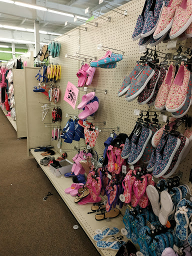 Home Goods Store «Shopko Hometown», reviews and photos, 200 10th Ave SE, New Prague, MN 56071, USA