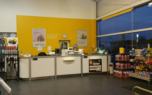 Photo 2 - Sarl Garage de la Trinité
