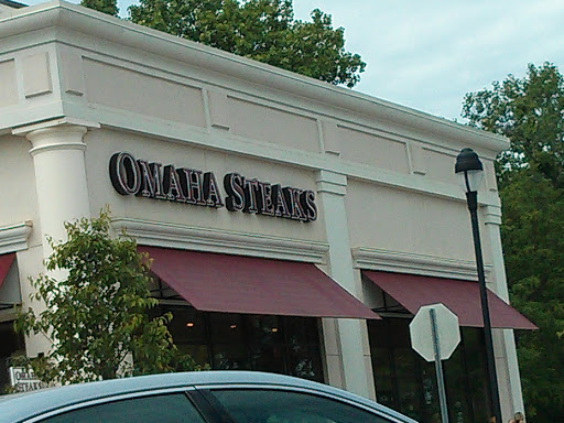 Shopping Mall «The Promenade Shops at Evergreen Walk», reviews and photos, 501 Evergreen Way #503, South Windsor, CT 06074, USA