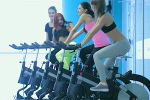 titaness ladies fitness gym image