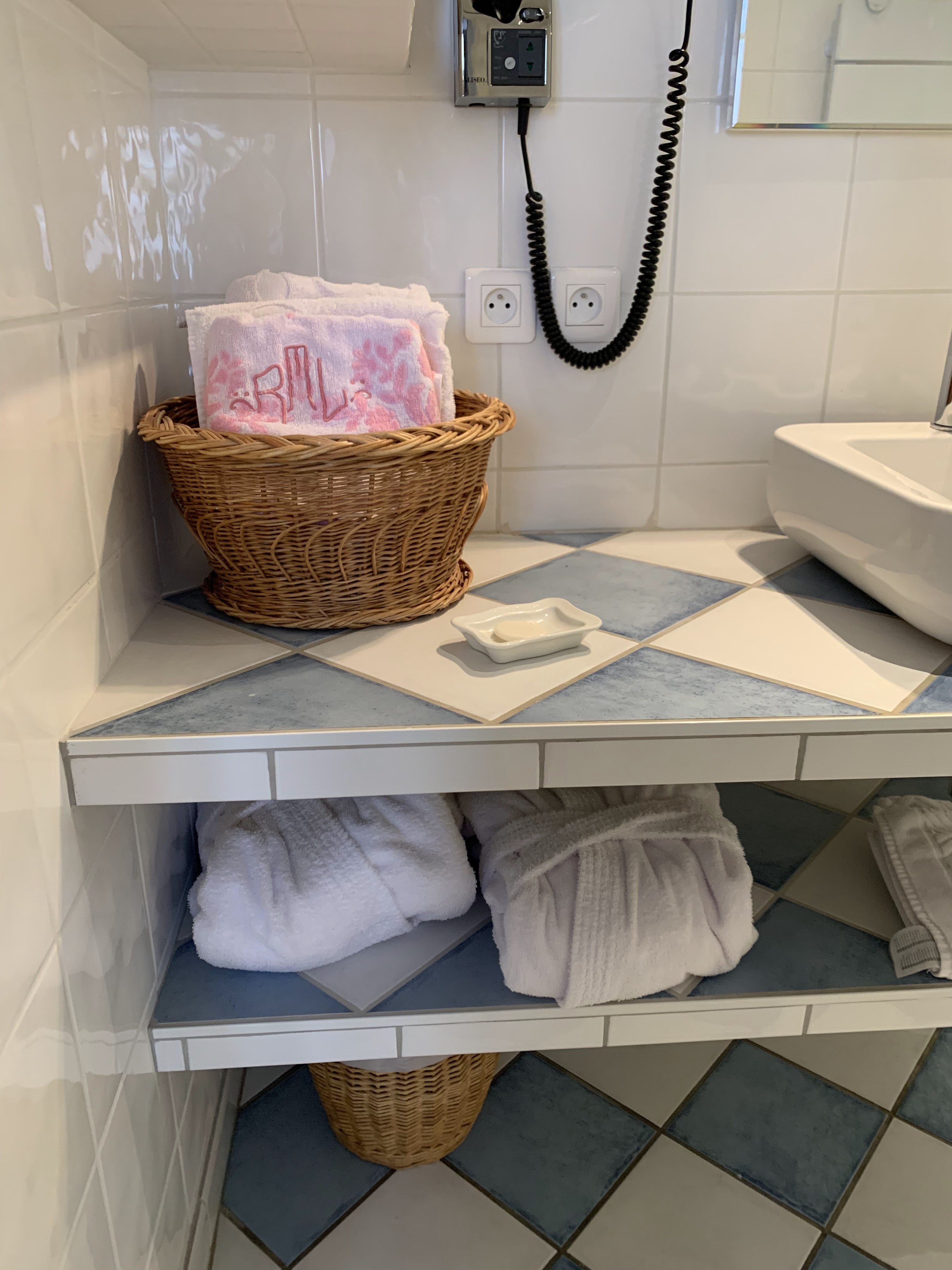 Photo n° 5 de l'avis de Tessa. fait le 13/04/2019 à 17:23