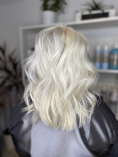 Hair Salon «Moxi Hair Salon», reviews and photos, 2168 W 12th St, Erie, PA 16505, USA