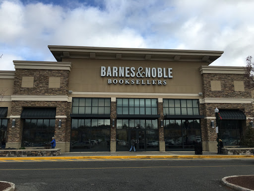 Barnes & Noble, 70 Worcester-Providence Turnpike, Millbury, MA 01527, USA, 