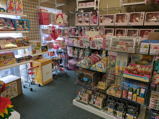 Toy Store «White Horse Toys», reviews and photos, 317 NW Gilman Blvd #13, Issaquah, WA 98027, USA