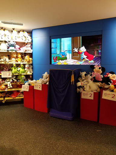 Toy Store «Disney Store», reviews and photos, 1480 Fox Valley Center, Aurora, IL 60504, USA