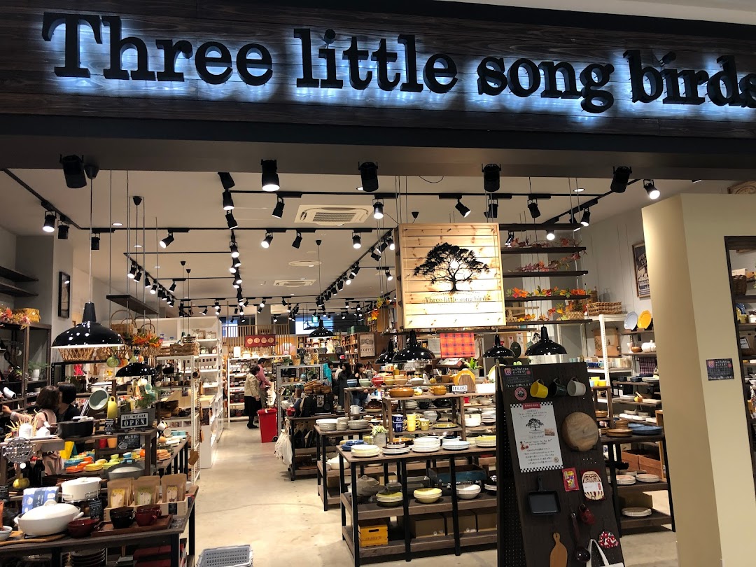 Three Little Song Birds ららぽと名古屋みなとアクルス店