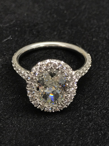 Jewelry Store «Henry C Reid & Son», reviews and photos, 1591 Post Rd, Fairfield, CT 06824, USA