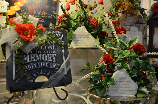 Gift Shop «Seasons Of The Heart Gift Shoppe», reviews and photos, 2115 E 67th St, Anderson, IN 46013, USA