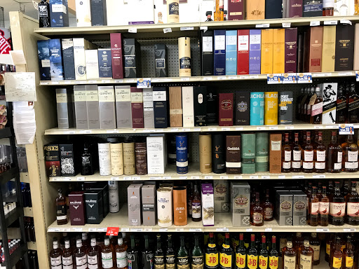 Wine Store «Arrow Wine & Spirits», reviews and photos, 615 Lyons Rd, Dayton, OH 45459, USA