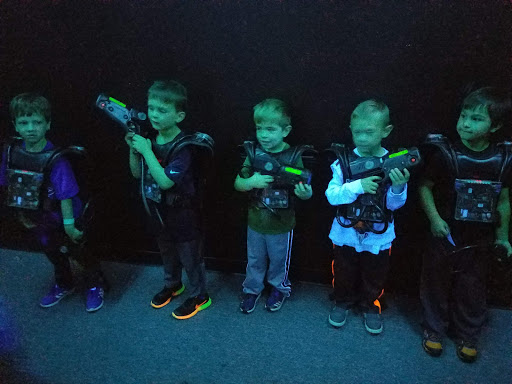 Laser Tag Center «LazerMaxx Family Fun Center», reviews and photos, 941 S McLean Blvd, Elgin, IL 60123, USA