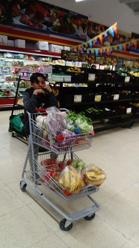 Opiniones de Akí Calderón en Quito - Supermercado