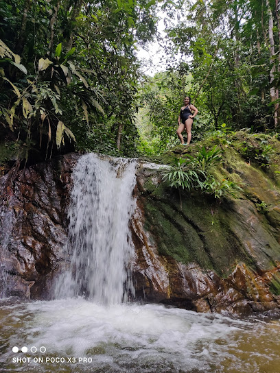 Cascada la Esmeralda