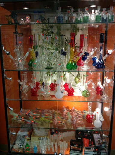 Tobacco Shop «Up N Smoke», reviews and photos, 6077 Rawsonville Rd, Belleville, MI 48111, USA