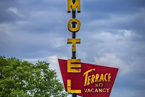 Terrace Motel & Apartments image