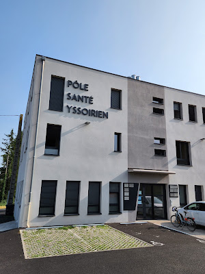 Issoire Hypnose thérapeutique POLE - SANTE - YSSOIRIEN - Guillaume - Badon - Hypnothérapeute - Praticien Emdr à Issoire