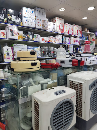 أسواق العويس، شارع العليا، حي العليا، مربع - 2، الرياض 12262