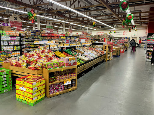 Grocery Store «Grocery Outlet Bargain Market», reviews and photos, 1000 Main St, Watsonville, CA 95076, USA