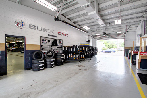 Car Dealer «Ray Laethem Buick GMC», reviews and photos, 17677 Mack Ave, Detroit, MI 48224, USA