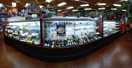 Boutique «Retro Revolution Smoke Shop», reviews and photos, 5429 Greenville Ave, Dallas, TX 75206, USA