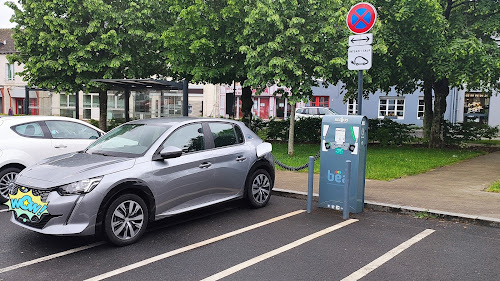 Borne de recharge de véhicules électriques Béa Station de recharge La Guerche-de-Bretagne