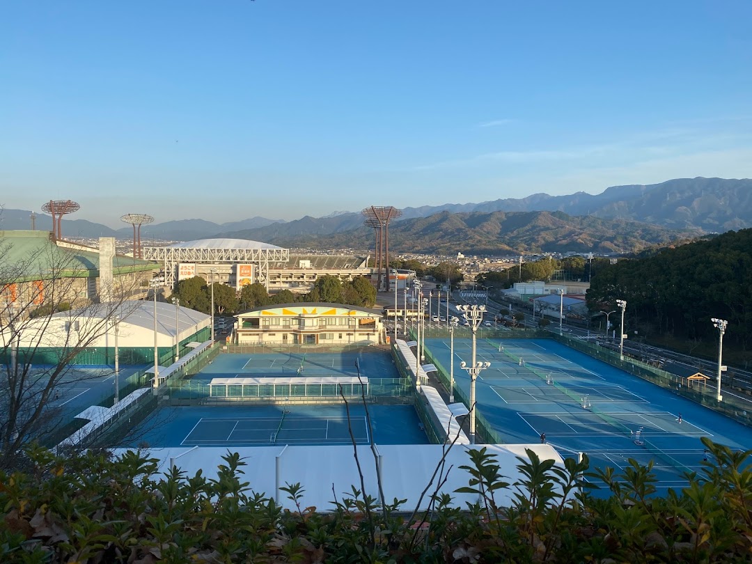 愛媛県総合運動公園 テニスコト 市内で松山市