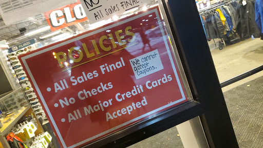 Outdoor Sports Store «Eastern Mountain Sports», reviews and photos, 3349 Monroe Ave, Rochester, NY 14618, USA