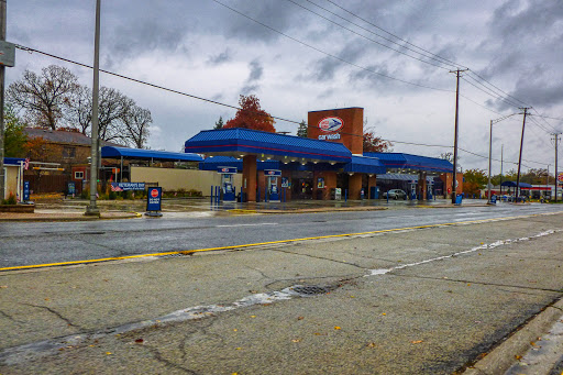 Car Wash «Delta Sonic Car Wash», reviews and photos, 600 W North Ave, Elmhurst, IL 60126, USA
