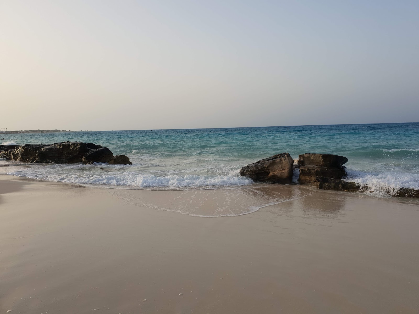 Foto de Telal El Alamein com praia espaçosa