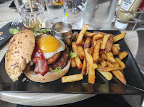 Plats et boissons du Restaurant de hamburgers Factory à Poitiers - n°1