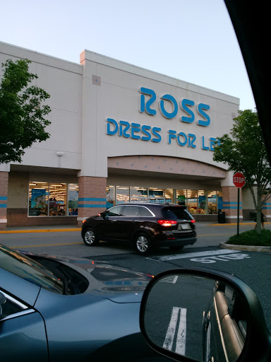 Clothing Store «Ross Dress for Less», reviews and photos, 2420 Chemical Rd, Plymouth Meeting, PA 19462, USA