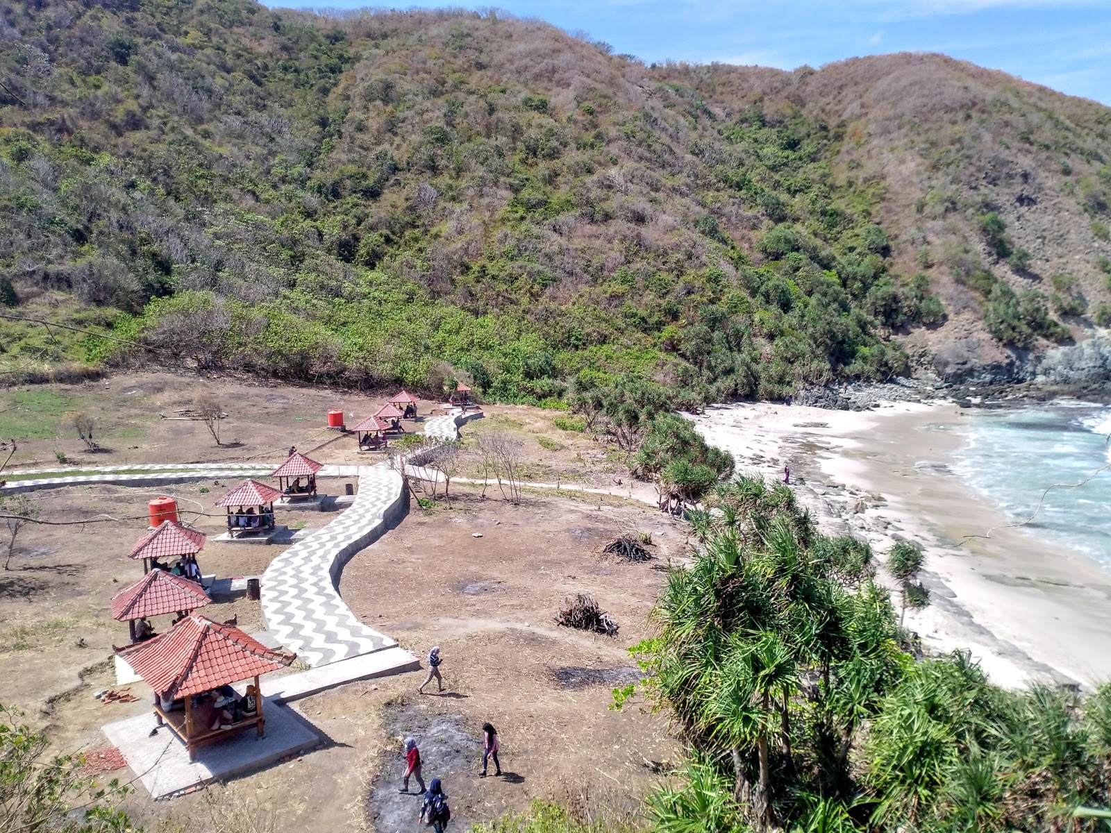 Telawas Beach'in fotoğrafı çok temiz temizlik seviyesi ile