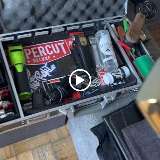 Barber Shop «Corona Barbershop Plus», reviews and photos, 94-17 37th Ave, Jackson Heights, NY 11372, USA