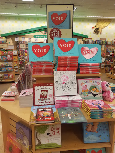 Book Store «Barnes & Noble», reviews and photos, 1315 E Gladstone St, Glendora, CA 91740, USA